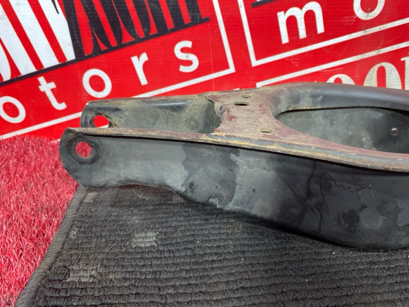 Рычаг подвески нижний, 500 рублей, Солонцы