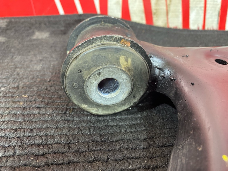 Рычаг подвески нижний, 2000 рублей, Солонцы