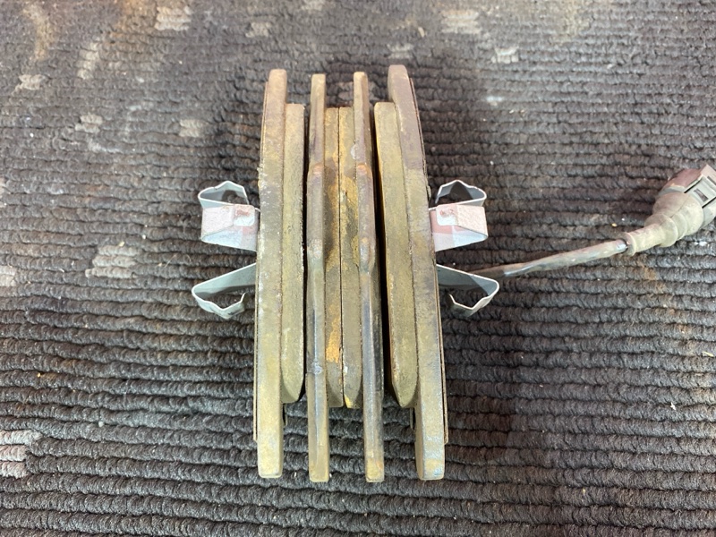 Колодки тормозные, 500 рублей, Солонцы