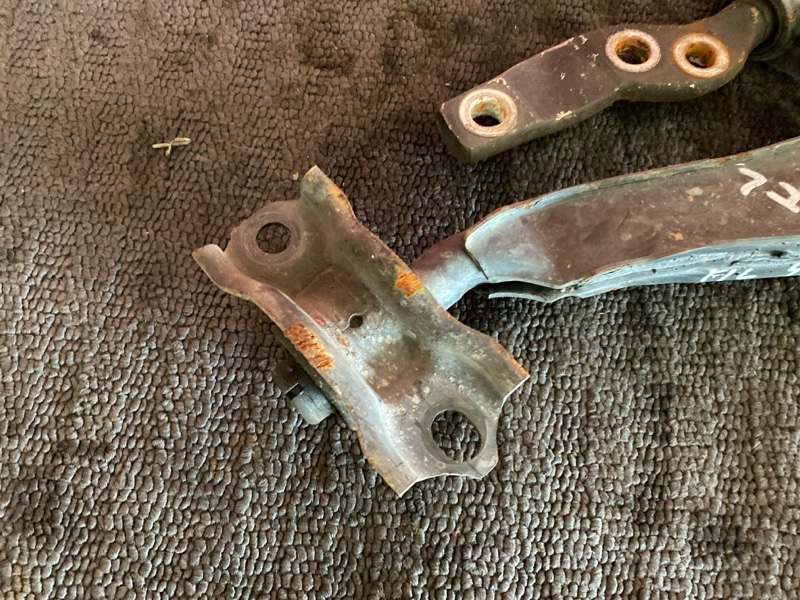 Рычаг подвески нижний, 1500 рублей, Солонцы