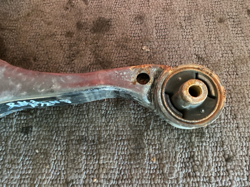 Рычаг подвески нижний, 1000 рублей, Солонцы