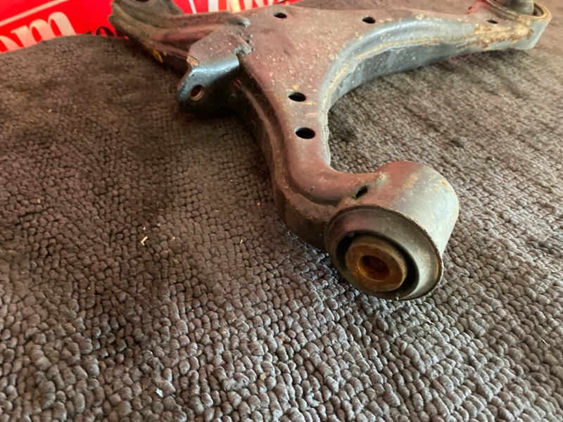 Рычаг подвески нижний, 1000 рублей, Солонцы