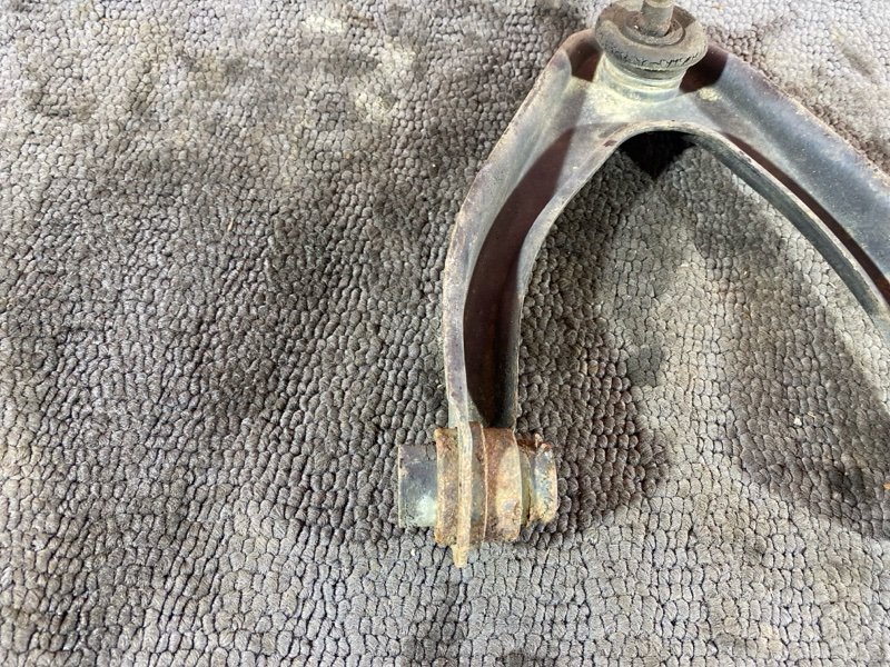 Рычаг подвески верхний, 1900 рублей, Солонцы