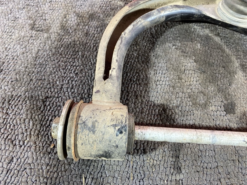 Рычаг подвески верхний, 5100 рублей, Солонцы