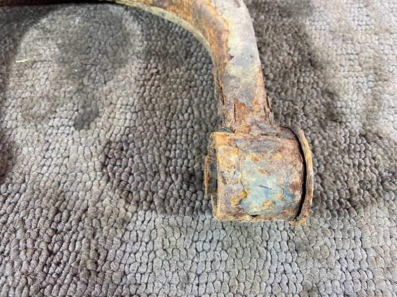 Рычаг подвески верхний, 1500 рублей, Солонцы