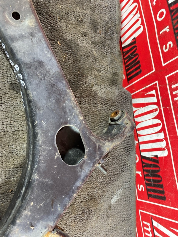 Рычаг подвески нижний, 1000 рублей, Солонцы