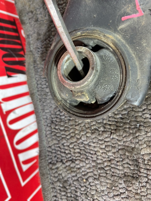 Рычаг подвески нижний, 1000 рублей, Солонцы