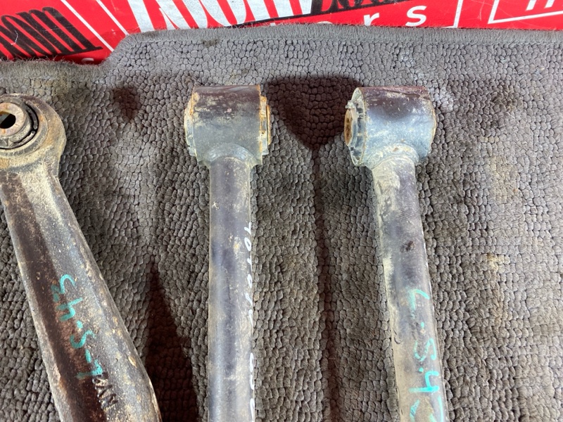 Рычаг подвески верхний, 3400 рублей, Солонцы