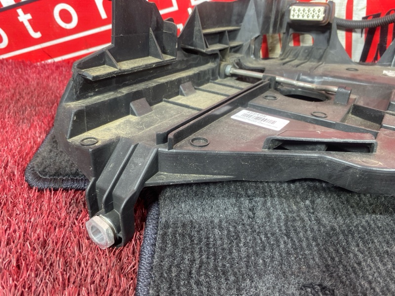 Кронштейн фары, 3700 рублей, Солонцы