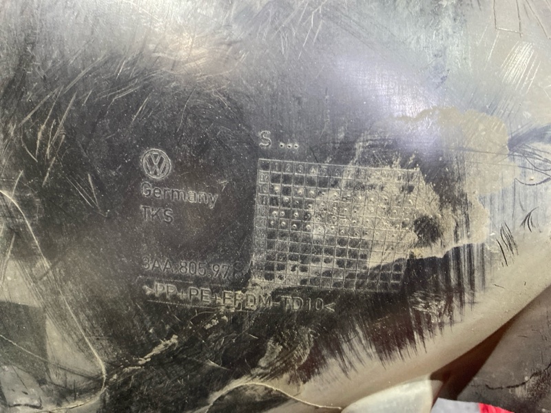 Подкрылок, 3700 рублей, Солонцы