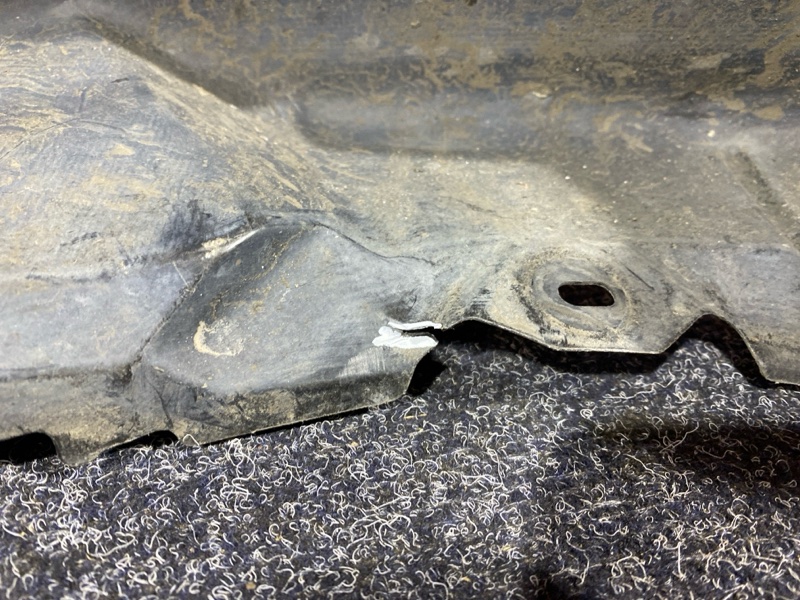 Подкрылок, 3400 рублей, Красноярск