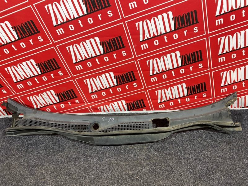 Решетка под лобовое стекло, 1000 рублей, Красноярск