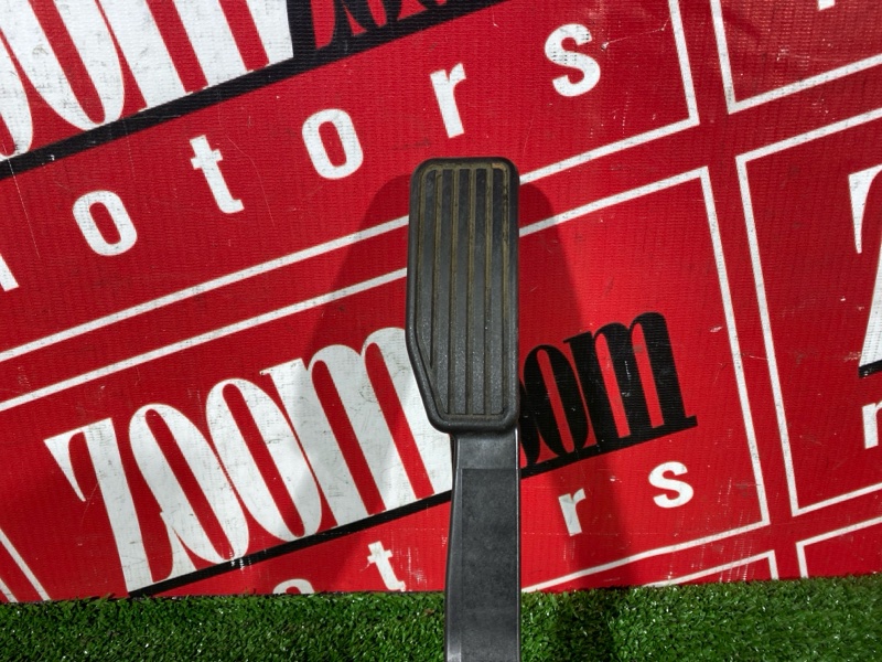 Педаль газа, 500 рублей, Солонцы