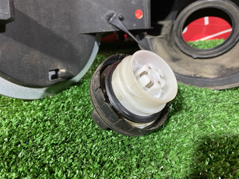 Лючок топливного бака, 4800 рублей, Солонцы