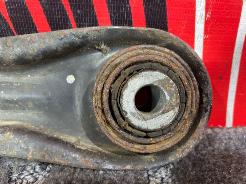 Рычаг подвески нижний, 500 рублей, Солонцы