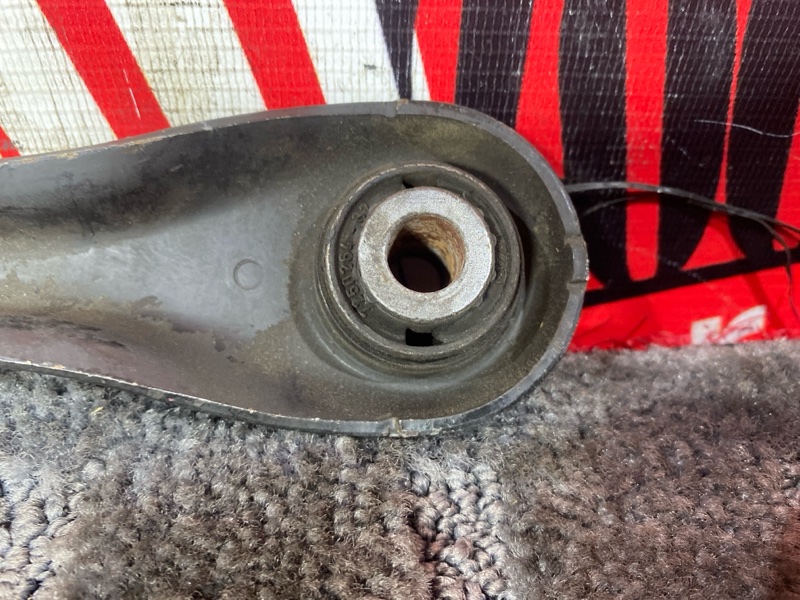 Рычаг подвески нижний, 500 рублей, Солонцы