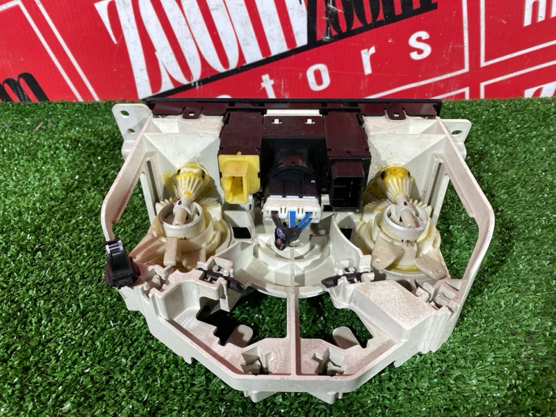 Блок управления климат-контролем, 500 рублей, Солонцы