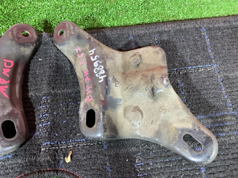 Кронштейн стабилизатора, 1000 рублей, Солонцы