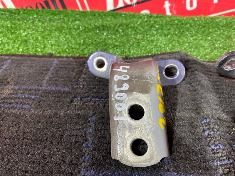 Кронштейн двери, 2900 рублей, Солонцы