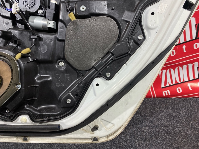 Дверь боковая, 17100 рублей, Красноярск