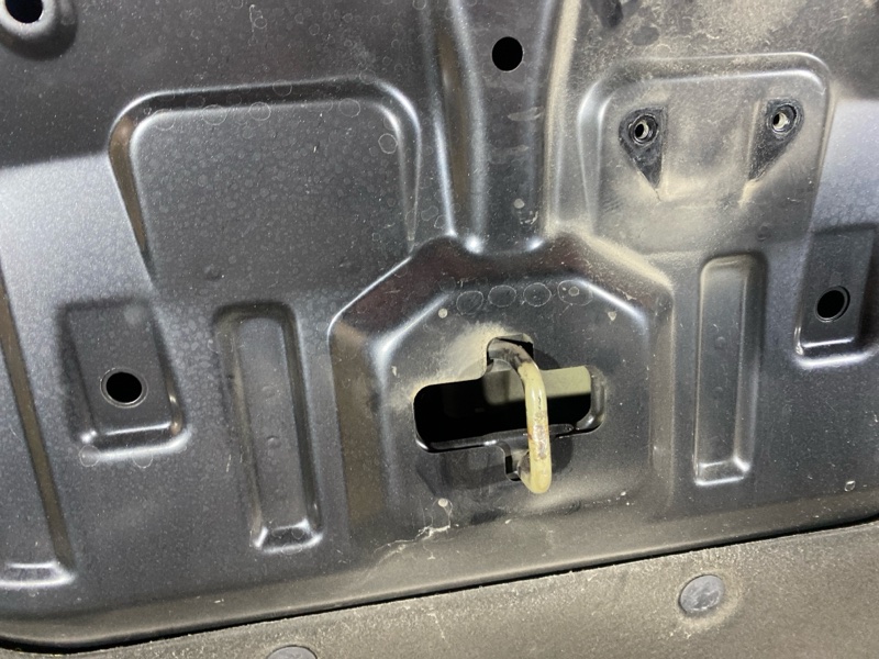 Капот, 20900 рублей, Красноярск