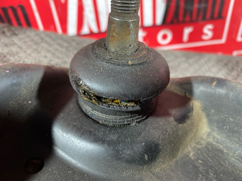 Рычаг подвески верхний, 1600 рублей, Солонцы