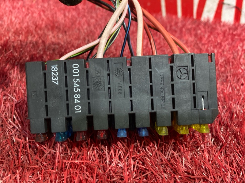 Блок реле и предохранителей, 1000 рублей, Солонцы