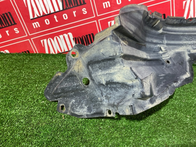 Подкрылок, 3800 рублей, Красноярск