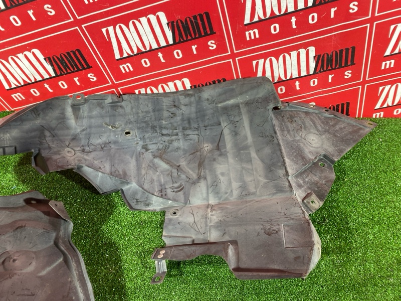 Подкрылок, 2900 рублей, Красноярск