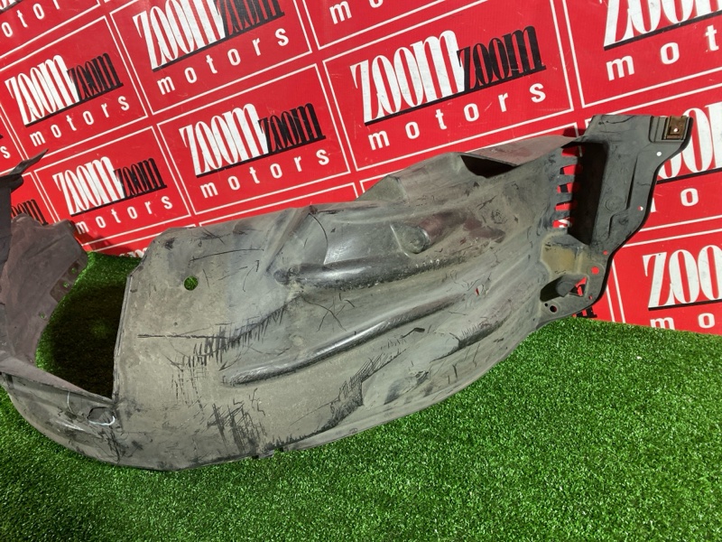 Подкрылок, 1200 рублей, Красноярск