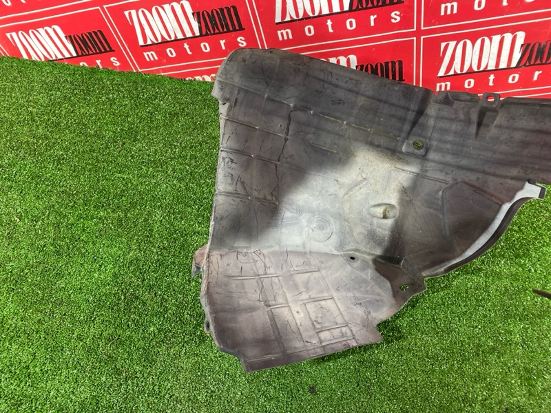 Подкрылок, 1500 рублей, Красноярск