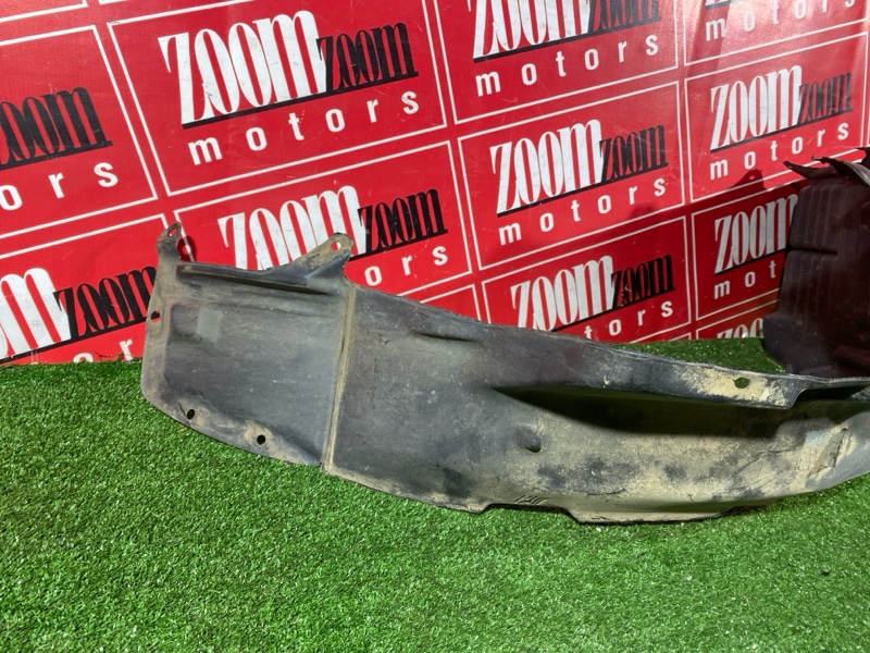 Подкрылок, 1500 рублей, Красноярск