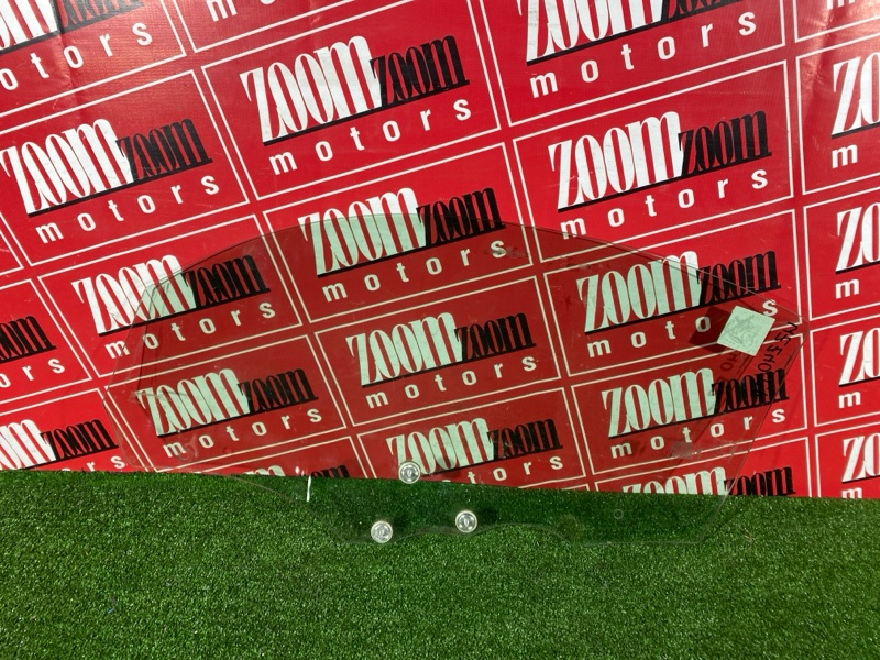 Стекло боковое, 9100 рублей, Красноярск