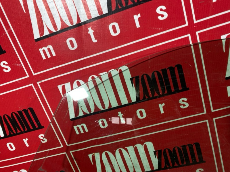 Стекло боковое, 9100 рублей, Красноярск