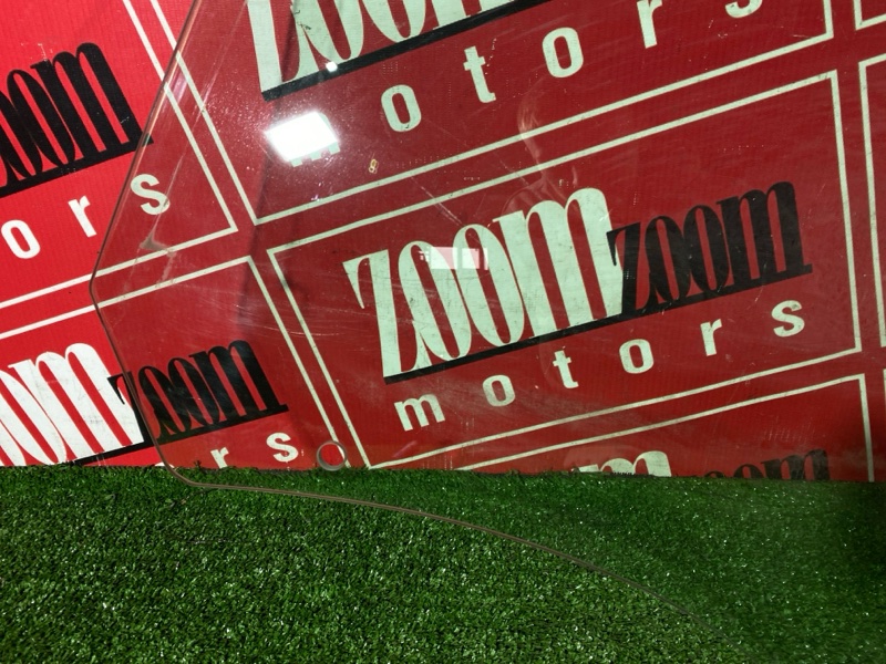 Стекло боковое, 9100 рублей, Красноярск