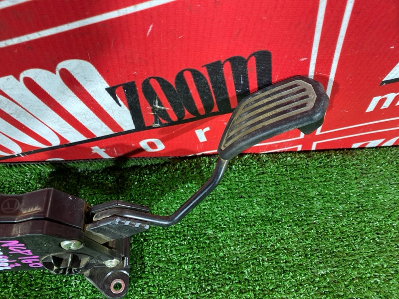 Педаль газа, 800 рублей, Красноярск