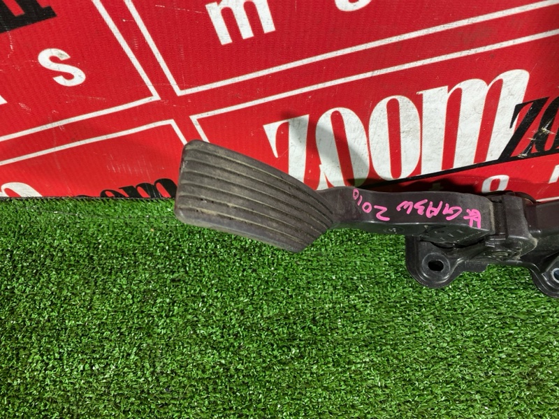 Педаль газа, 500 рублей, Красноярск