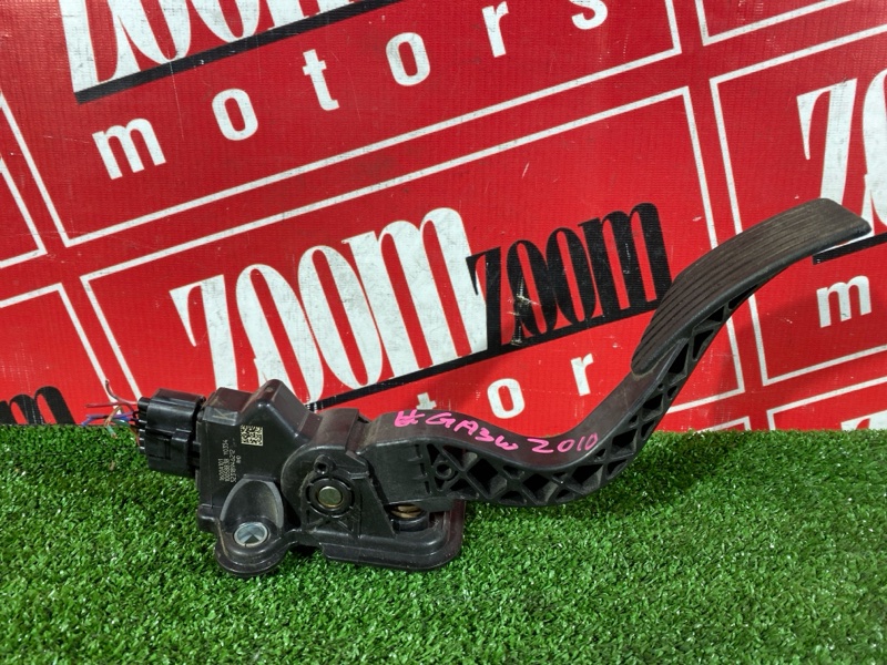 Педаль газа, 500 рублей, Красноярск