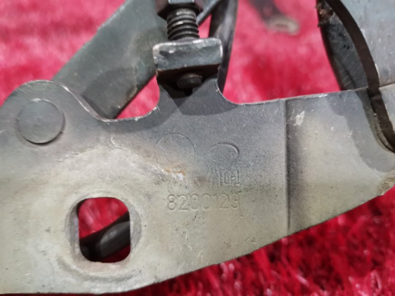 Петля (Шарнир капота), 700 рублей, Солонцы