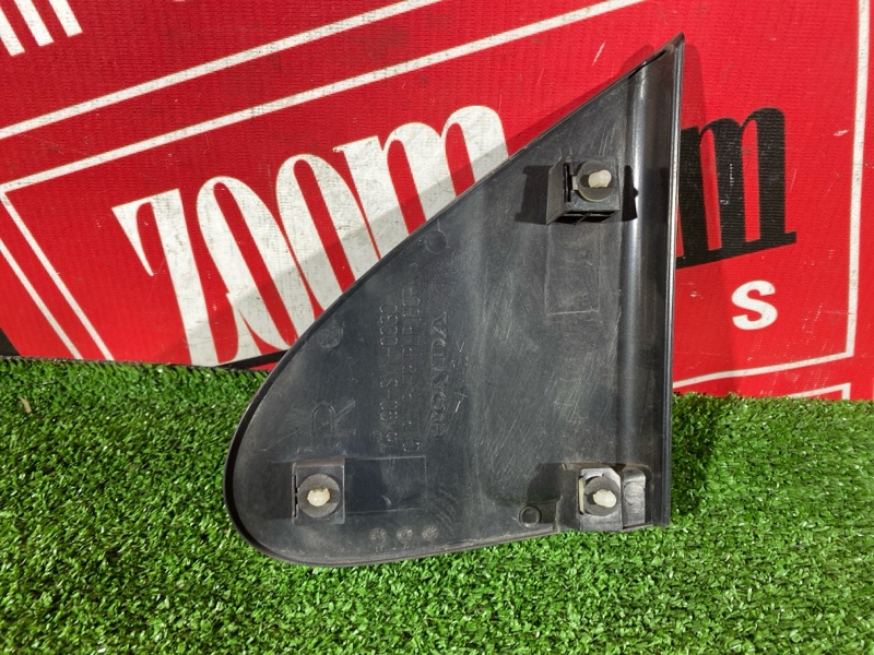 Уголок крыла, 300 рублей, Красноярск