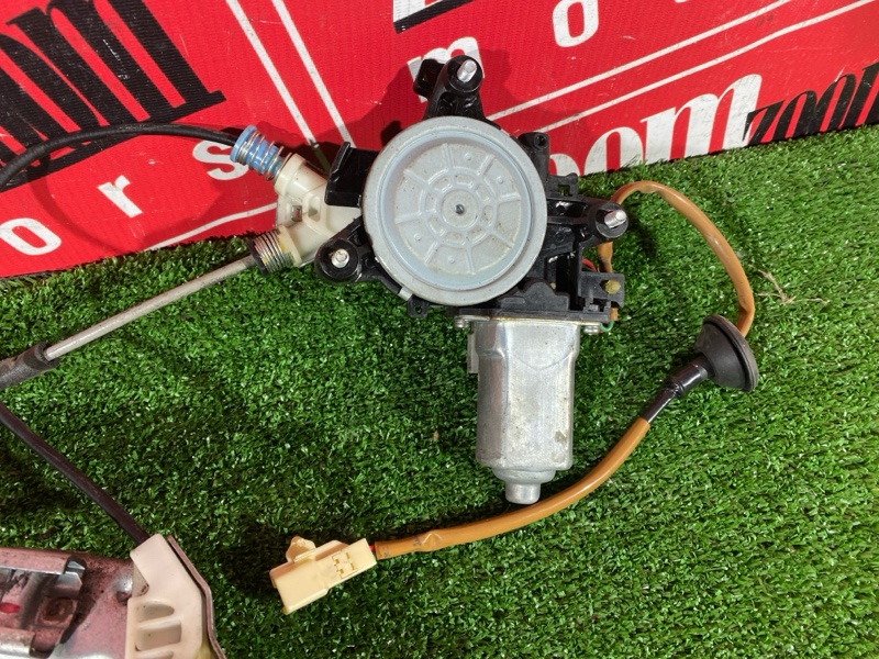 Стеклоподъемник, 3800 рублей, Красноярск