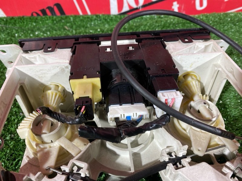 Блок управления климат-контролем, 500 рублей, Красноярск