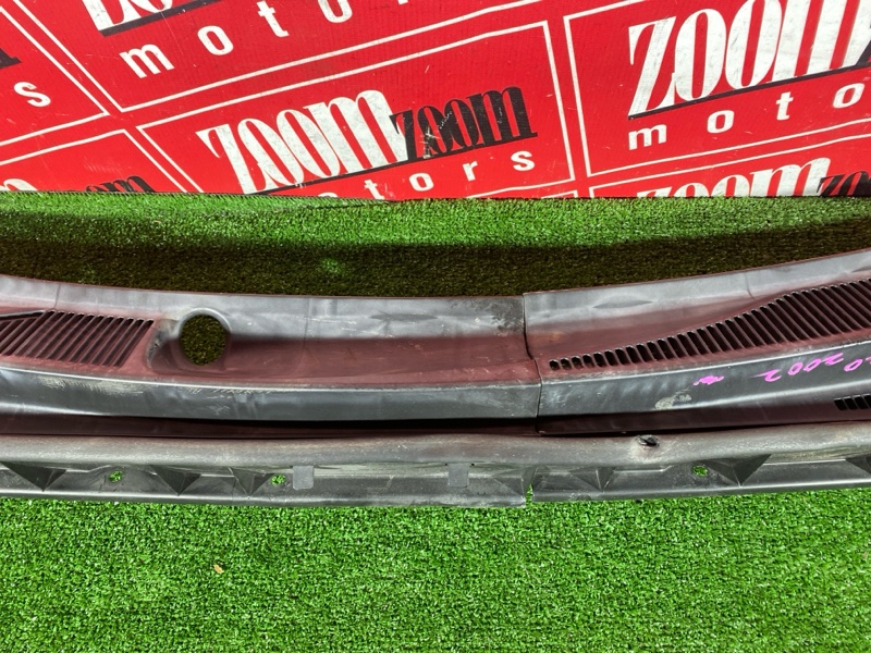 Решетка под лобовое стекло, 500 рублей, Красноярск