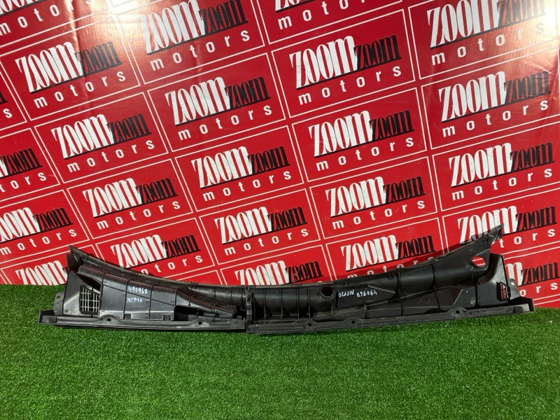 Решетка под лобовое стекло, 500 рублей, Красноярск