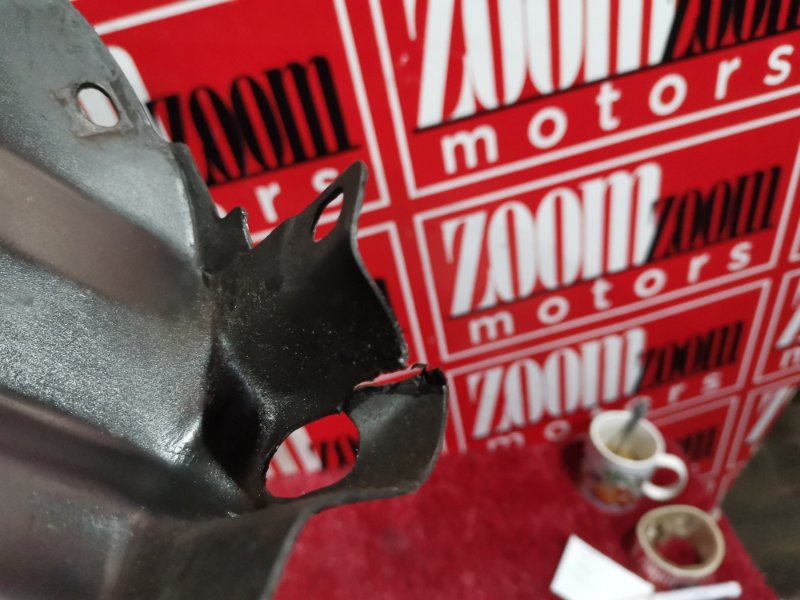 Подкрылок, 500 рублей, Красноярск