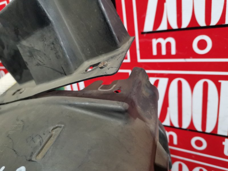 Подкрылок, 300 рублей, Красноярск