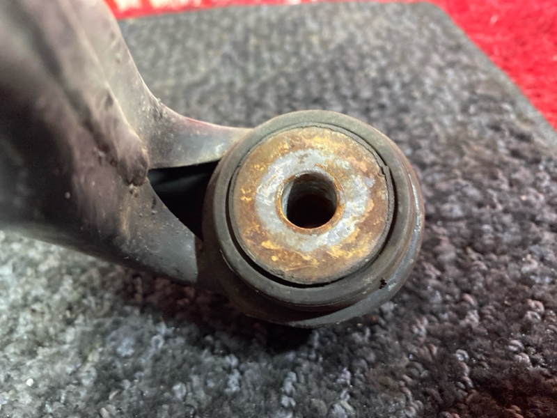 Рычаг подвески нижний, 1200 рублей, Солонцы