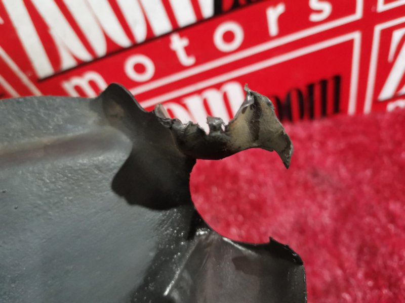 Подкрылок, 900 рублей, Красноярск