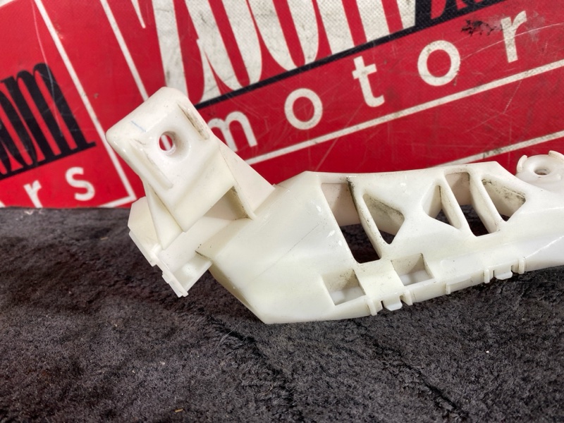 Кронштейн бампера, 500 рублей, Солонцы