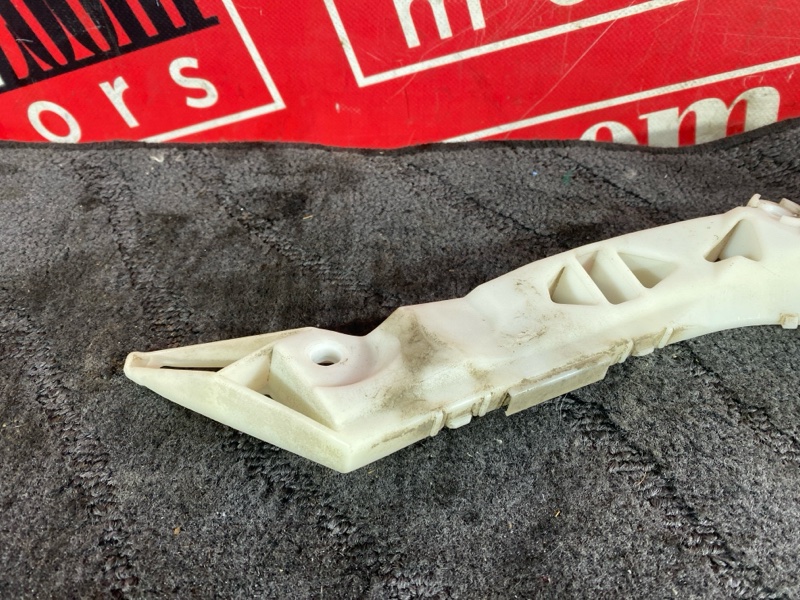 Кронштейн бампера, 500 рублей, Солонцы